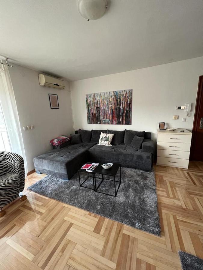 Apartman West - Private Parking Place Zagreb Extérieur photo